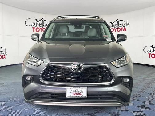 2023 Toyota Highlander Platinum
