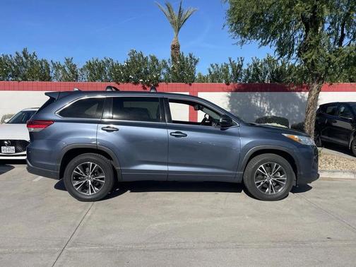 2017 Toyota Highlander LE Plus