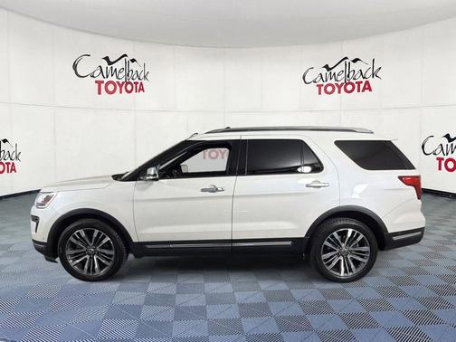 White Platinum Tri-Coat 2018 Ford Explorer Platinum