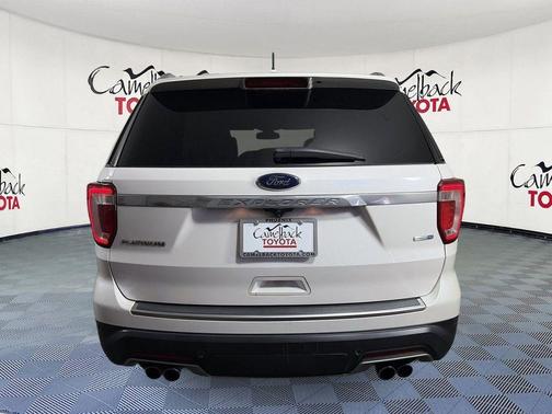 White Platinum Tri-Coat 2018 Ford Explorer Platinum