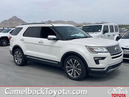 White Platinum Tri-Coat 2018 Ford Explorer Platinum