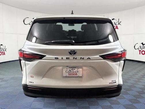 2021 Toyota Sienna XLE 7 Passenger