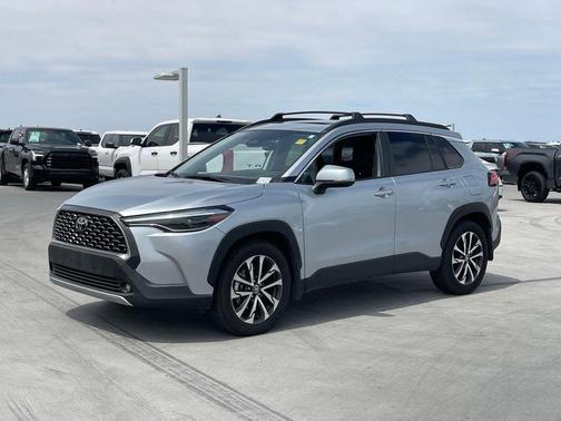 2024 Toyota Corolla Cross XLE