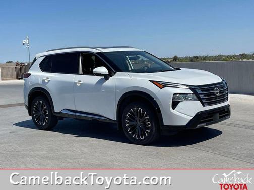 Everest White Pearl 2024 Nissan Rogue Platinum
