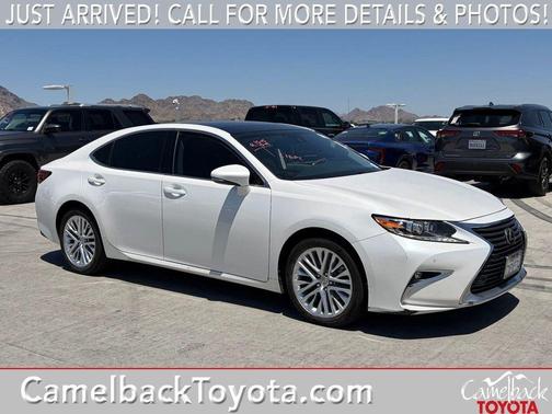 Eminent White Pearl 2017 Lexus ES 350 Base