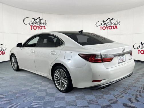 Eminent White Pearl 2017 Lexus ES 350 Base