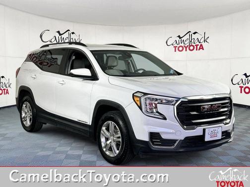 Summit White 2023 GMC Terrain SLE
