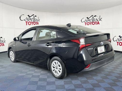 Midnight Black 2021 Toyota Prius LE