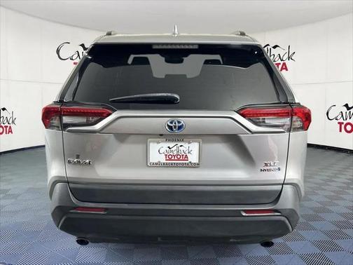 2022 Toyota RAV4 Hybrid XLE