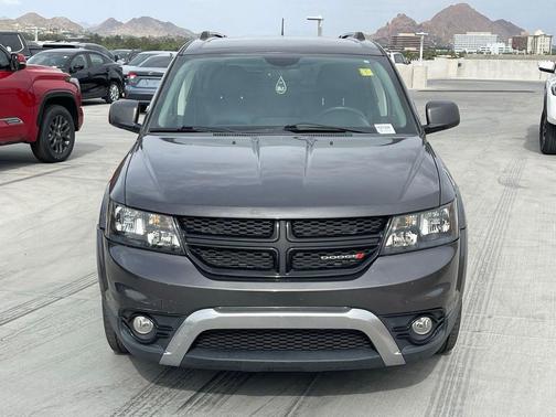 Granite Pearlcoat 2017 Dodge Journey Crossroad