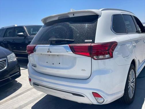 2022 Mitsubishi Outlander PHEV SEL