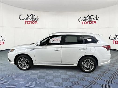 2022 Mitsubishi Outlander PHEV SEL