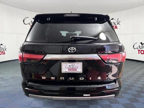 2025 Toyota Sequoia Base