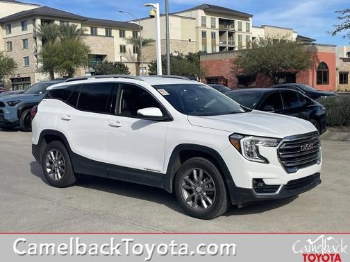 2024 GMC Terrain SLT