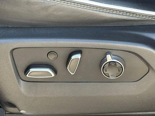 Onyx Black 2022 GMC Sierra 1500 AT4X