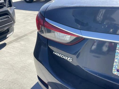 2016 Mazda Mazda6 i Sport