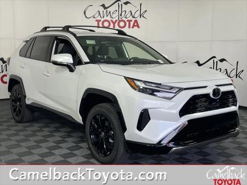 2025 Toyota RAV4 Hybrid SE