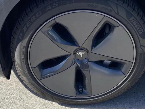 2020 Tesla Model 3 Standard Range