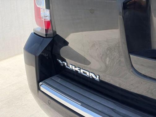 Onyx Black 2018 GMC Yukon Denali
