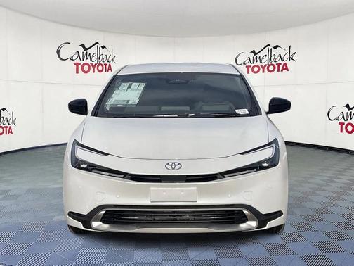 Wind Chill Pearl 2026 Toyota Prius Plug-In Hybrid SE