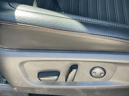 2024 Nissan Pathfinder Rock Creek 4WD