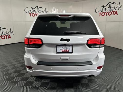 2021 Jeep Grand Cherokee Laredo
