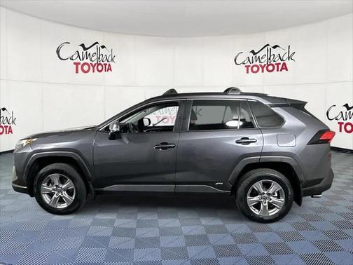 2022 Toyota RAV4 Hybrid XLE