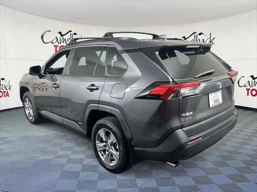 2022 Toyota RAV4 Hybrid XLE