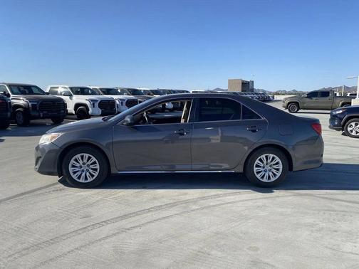 2014 Toyota Camry LE