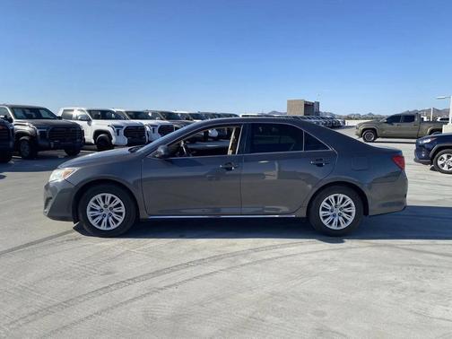 2014 Toyota Camry LE