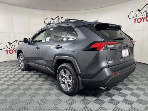2025 Toyota RAV4 Hybrid LE