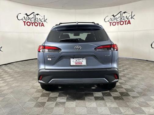 2025 Toyota Corolla Cross XLE