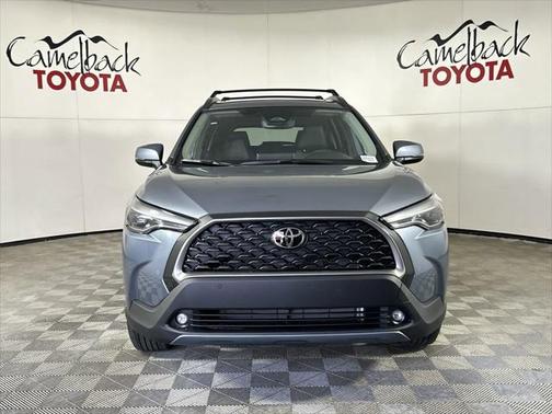 2025 Toyota Corolla Cross XLE
