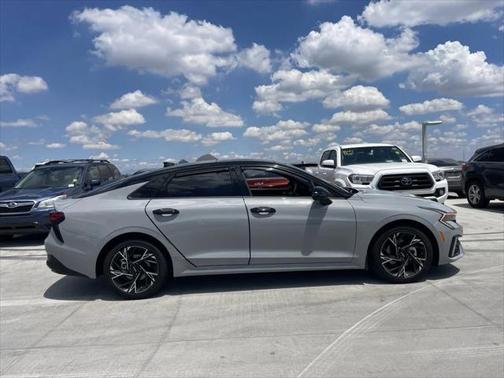 2025 Kia K5 GT-Line