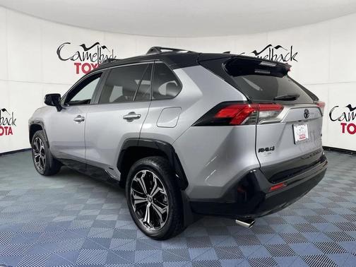 2025 Toyota RAV4 Hybrid SE