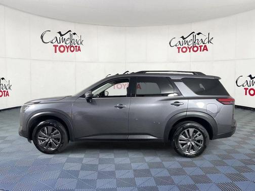 2025 Nissan Pathfinder SV 4WD