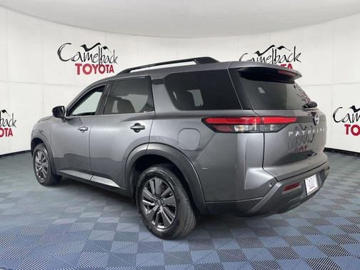 2025 Nissan Pathfinder SV 4WD