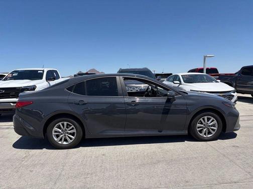 Underground 2025 Toyota Camry LE