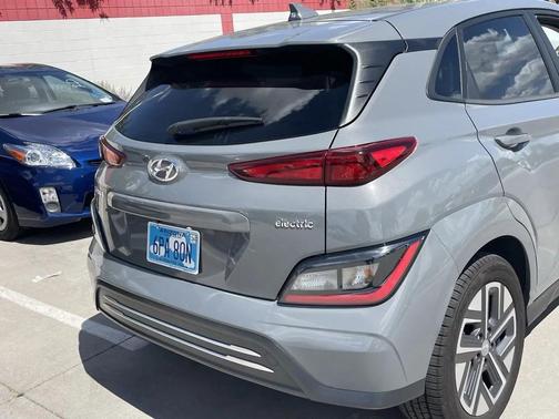 2023 Hyundai KONA EV SEL