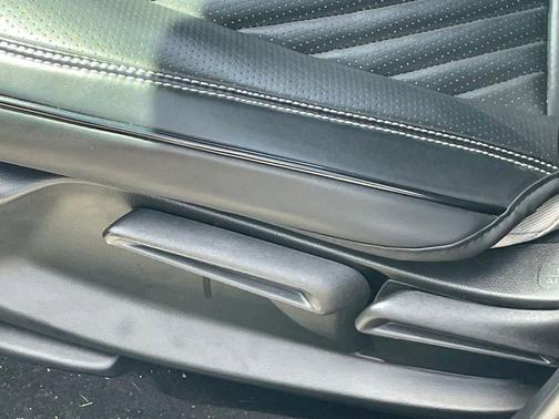 Nordic Forest Pearl 2026 Honda HR-V LX