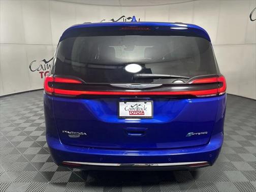 2021 Chrysler Pacifica Hybrid Touring L