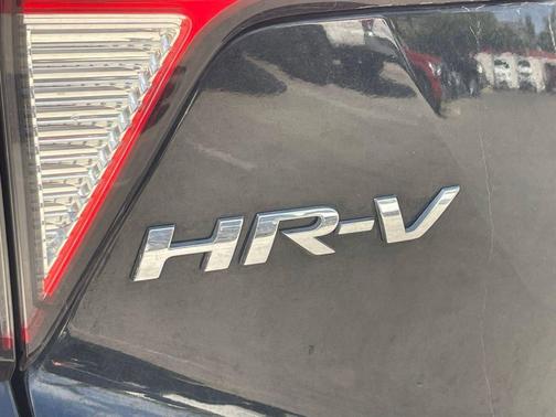 Crystal Black Pearl 2021 Honda HR-V EX