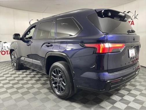 2025 Toyota Sequoia Platinum