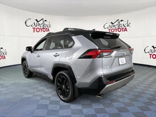 2024 Toyota RAV4 Hybrid SE