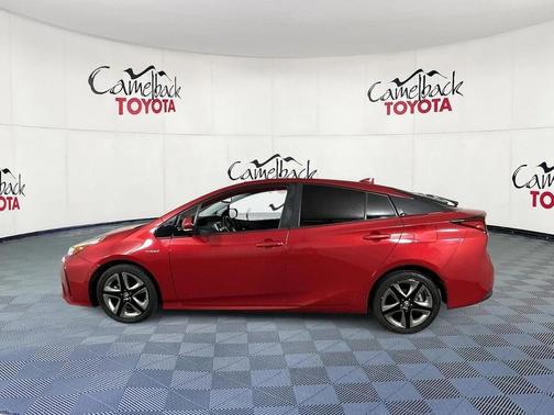 2019 Toyota Prius XLE