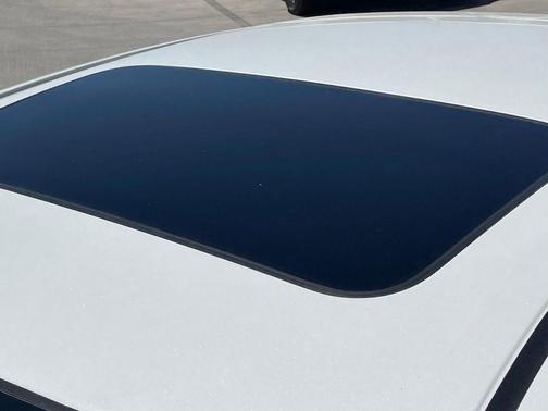 Platinum White Pearl 2020 Honda Civic EX