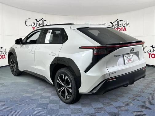 2025 Toyota bZ4X XLE