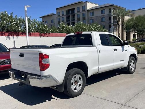 2015 Toyota Tundra SR5