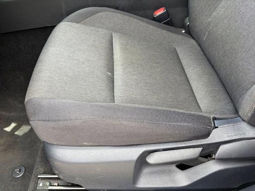 Ice Cap 2025 Toyota Camry LE