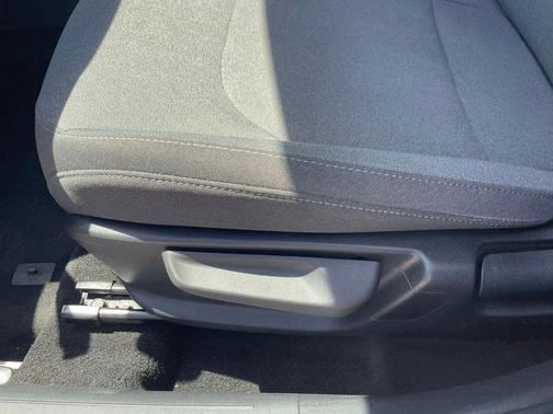 Snow White Pearl 2025 Kia K4 LXS